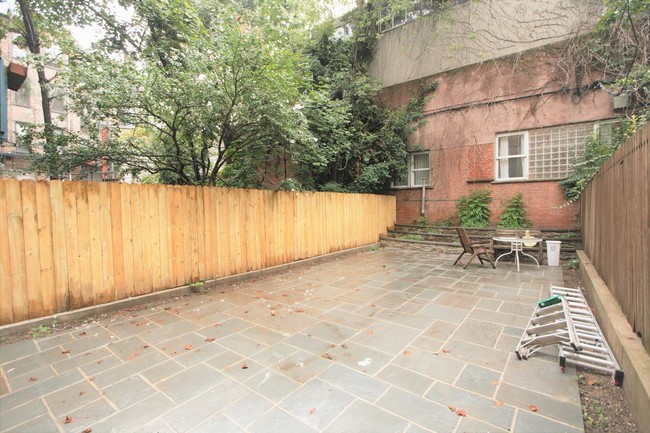 Building Photo - 93 6th Avenue