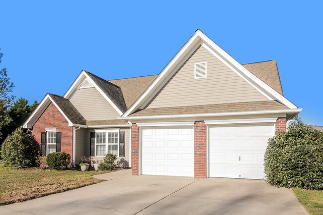 Foto del edificio - 3201 Creek Trail Rd