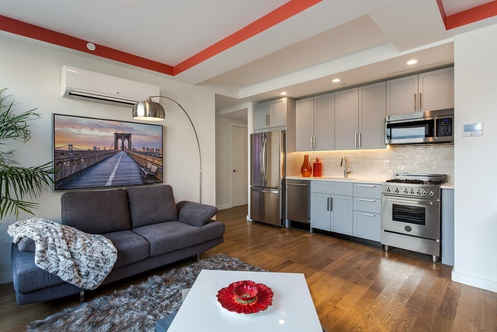 Foto principal - 359 Linden St