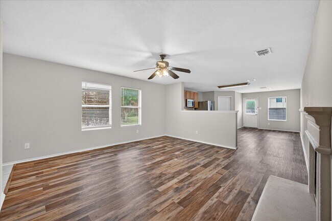 Building Photo - 1201 Lambert Dr