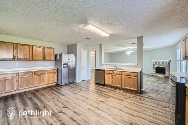 Foto del edificio - 3040 Clemente Drive, Grand Prairie, TX, 75052