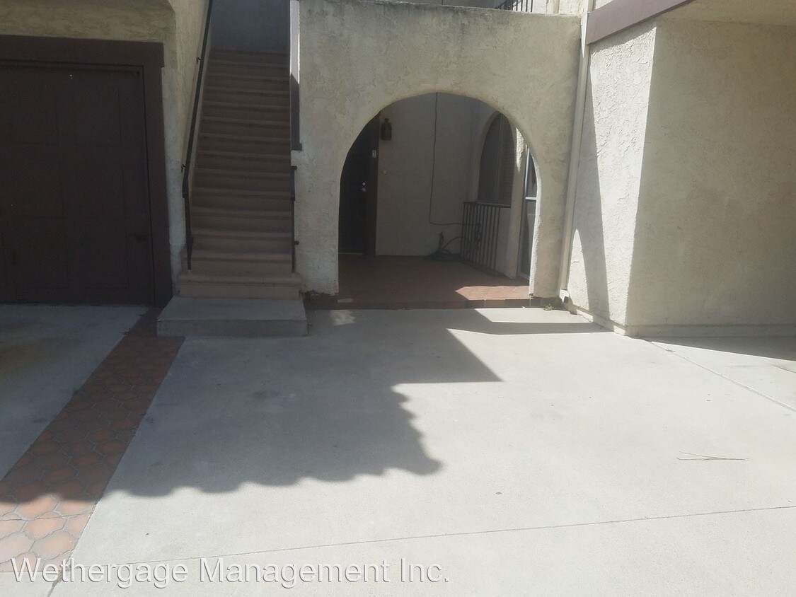 Foto principal - 2 br, 1.5 bath House - 16701 Blanton Lane #3