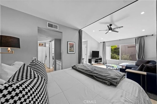 Photo - 1340 Cabrillo Park Dr Apartment