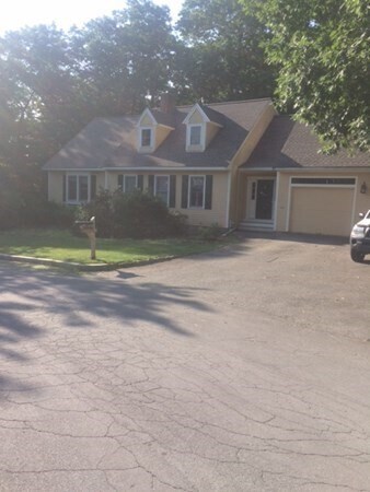 Building Photo - 43 Pheasantwood Dr