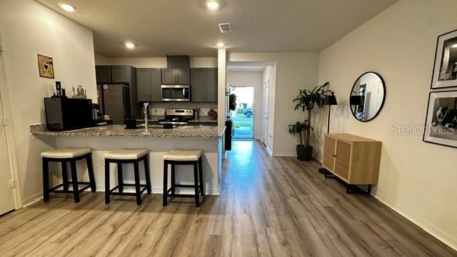 Foto del edificio - 710 Stoney Pointe Cir