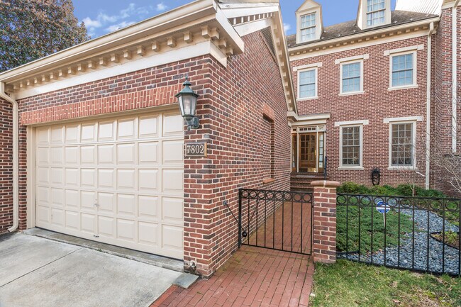 Foto del edificio - 7802 Hidden Meadow Ter
