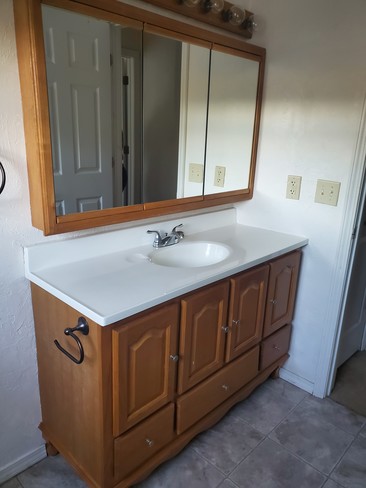 Foto del edificio - 2354 Manor Rd