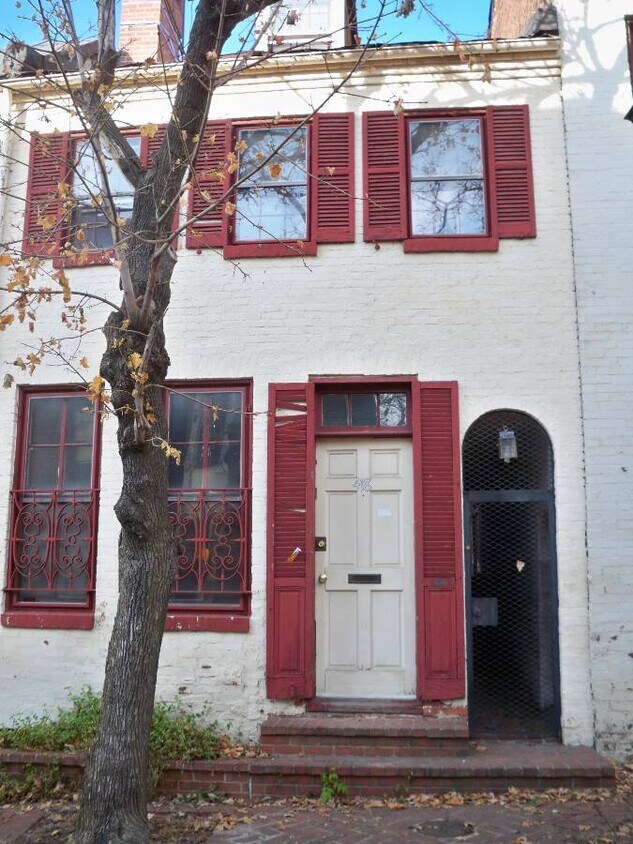 Primary Photo - Charming Seton Hill 2bd/1ba Plus Den Rowho...