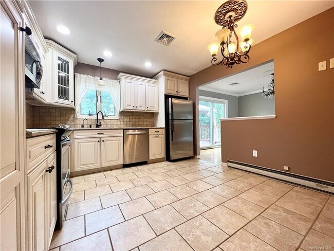 Building Photo - 45 Partridge Ln