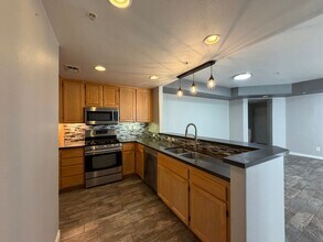 Building Photo - 1886 Nantes Pl