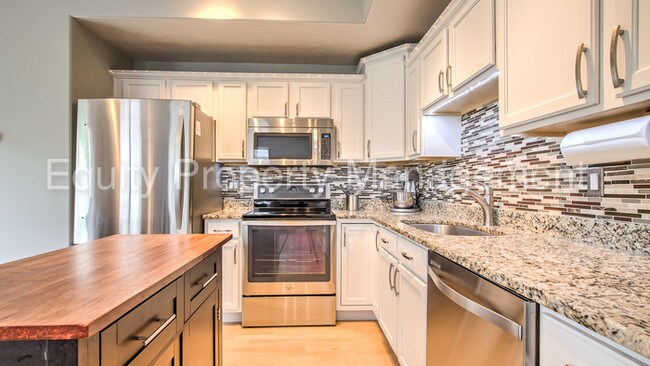 Foto del edificio - 3924 W Pines Point Way