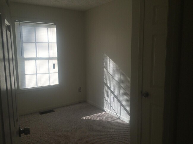 Foto del edificio - 145 Dogwood Lake Dr