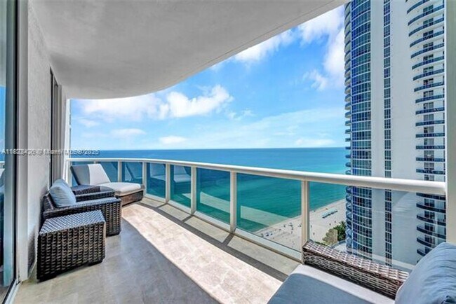 Photo - 15901 Collins Ave Apartment