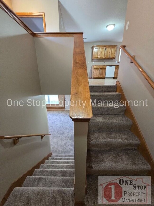 Foto del edificio - Beautiful 3-Bedroom 2.5 Bathroom in Independence