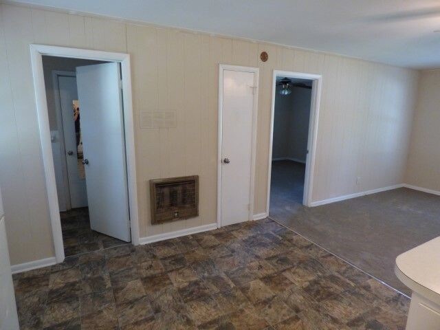 Building Photo - 1 BR / 1 BA duplex near MTSU W/D Connections
