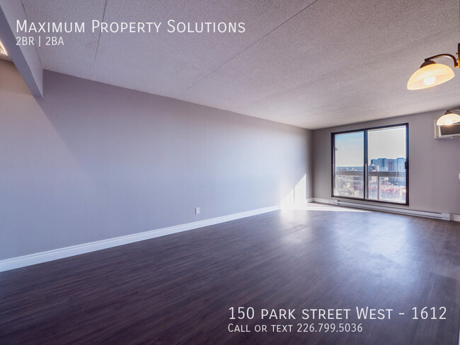 Building Photo - Pristine Condo Unit 2 bed/1.5 Bath