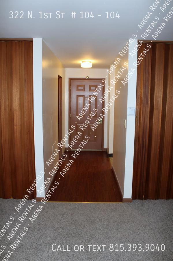 Foto del edificio - 322 N 1st St