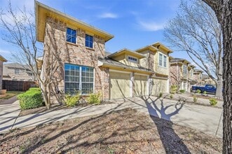 Building Photo - 9842 Wake Bridge Dr