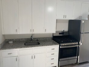 Building Photo - 38 Summer St