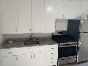 Building Photo - 38 Summer St