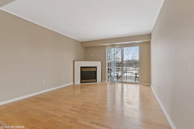 Building Photo - 1515 N Windsor Dr