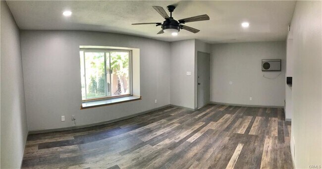 Building Photo - 13722 Red Hill Ave