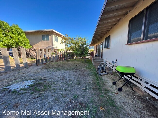 Building Photo - 4 br, 2.5 bath House - 3739 Crater Road