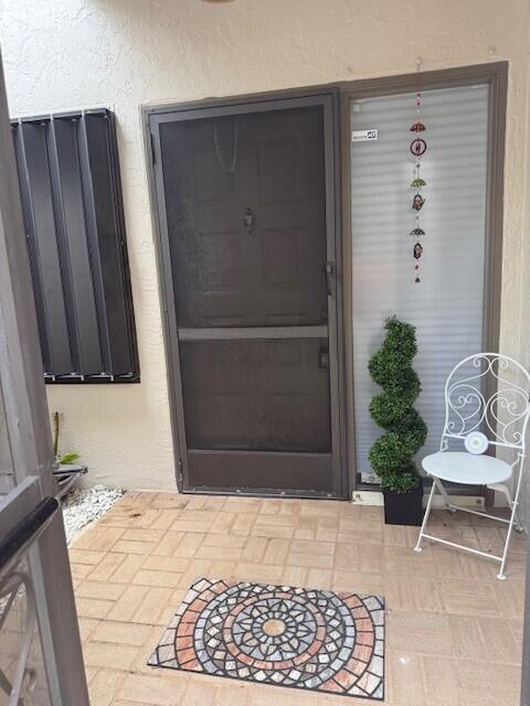 Foto del edificio - 18615 Breezy Palm Way