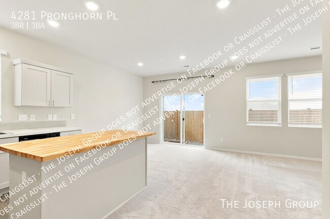 Foto del edificio - 4281 Pronghorn Pl
