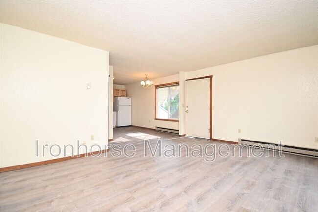 Foto del edificio - 119 S 15th Ave