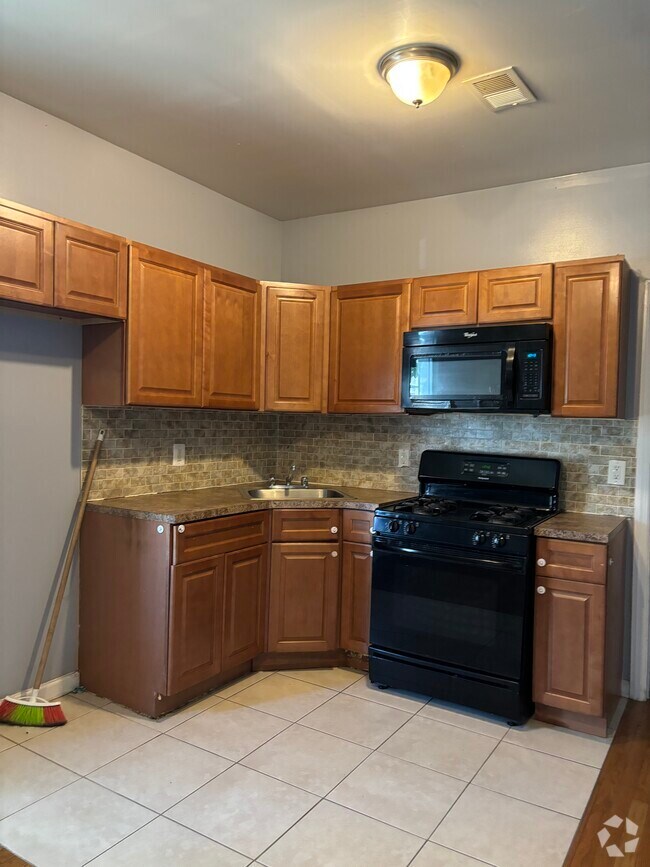 Homes for rent near Newark Evening High School Newark, NJ Page 2