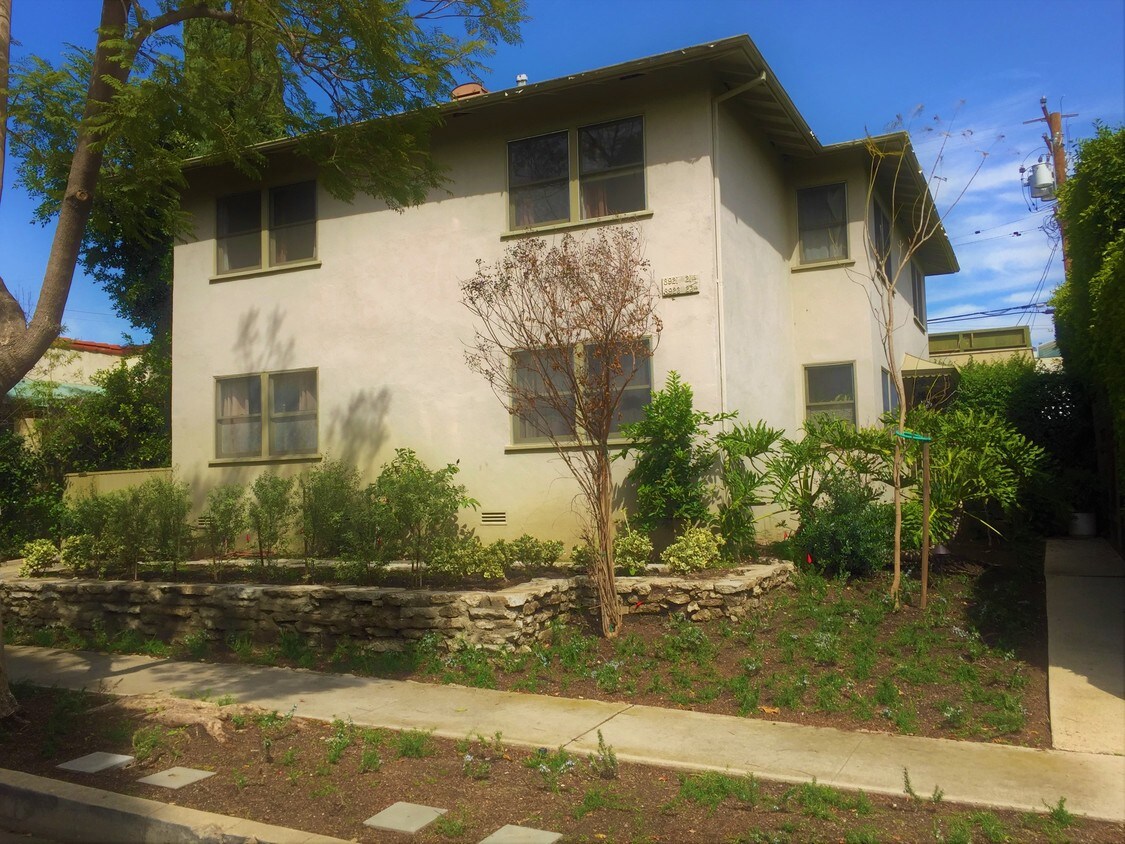 8921 Rangely Ave, West Hollywood, CA 90048 Apartments in West