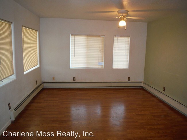Foto del edificio - 5830 E Columbus Way