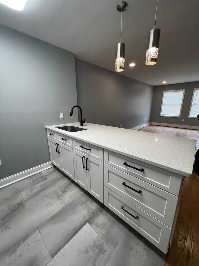 Kitchen - 47 Ann St