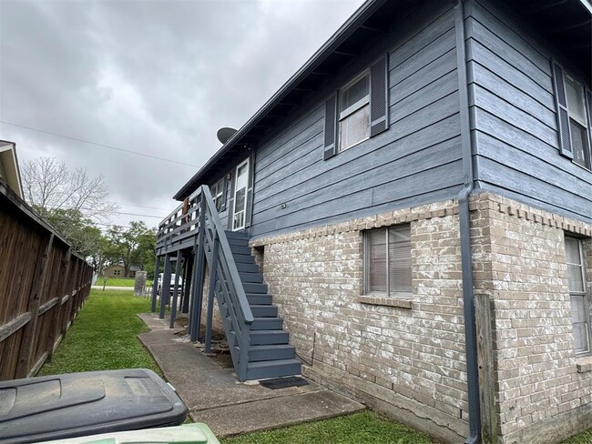 Foto del edificio - 9035 Hollock St