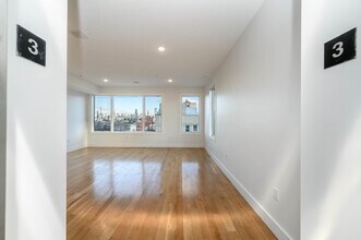 Building Photo - 1707 Palisade Ave