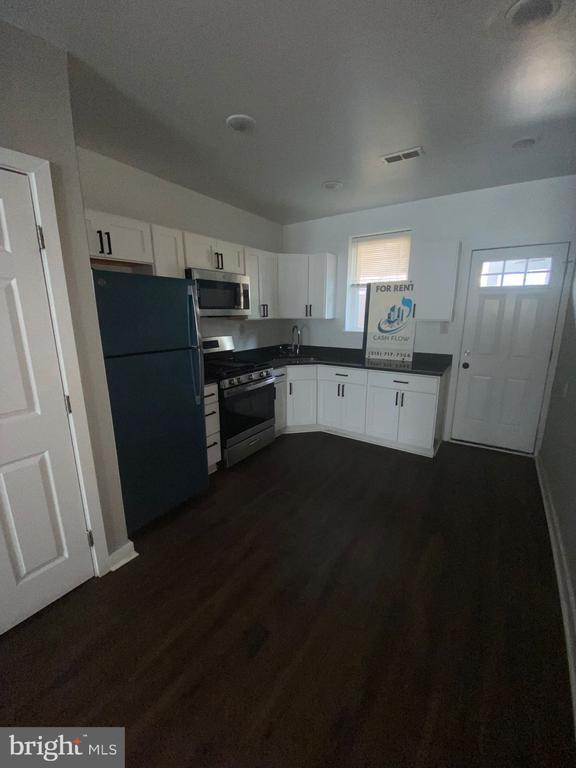 Foto del edificio - 753 E Willard St