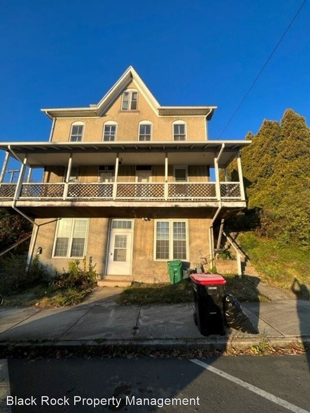 Primary Photo - 3 br, 1 bath House - 206 North 2nd Street