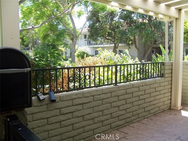 Building Photo - 2304 Via Puerta