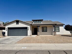 Building Photo - 1721 N Eloisa Ln