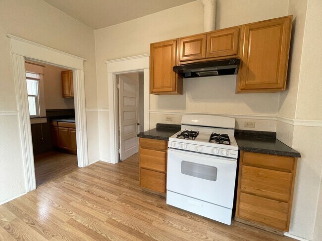 Foto del edificio - 4003 NE 7th Ave