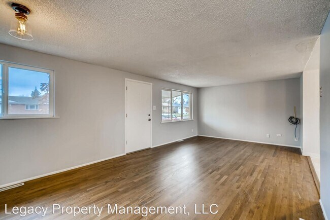 Foto del edificio - 3 br, 2 bath House - 1075 W Princeton Place