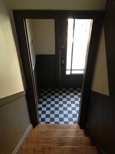 Entrance - 7200 S Artesian Ave