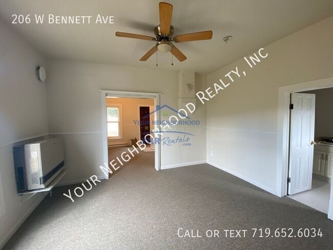 Building Photo - 206 W Bennett Ave