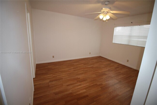 Building Photo - 8405 NW 61st St
