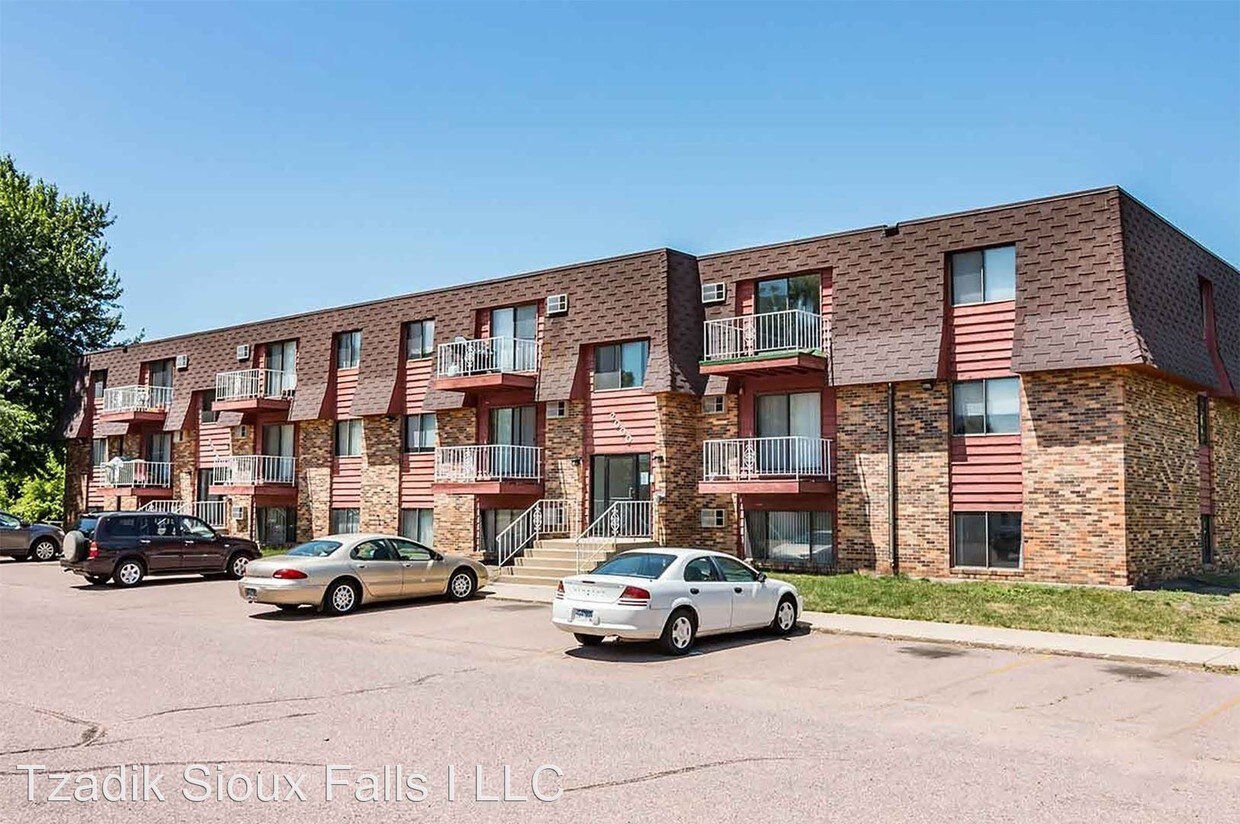 Primary Photo - 2 br, 1 bath Apartment - 1900 W 6th St.