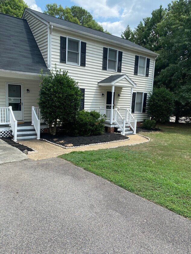 Primary Photo - 5100 Drayton Dr