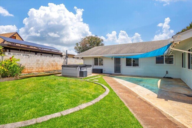 Foto del edificio - 94-309-309 Puuwepa Pl