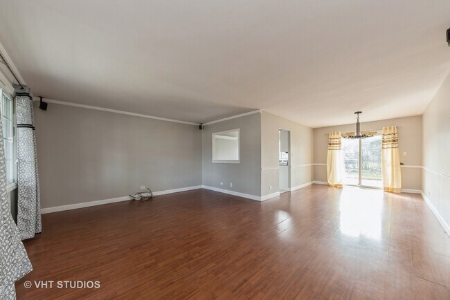 Foto del edificio - 1092 Alden Ln