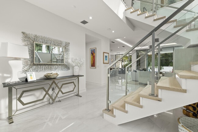 Building Photo - 402 Ocean One Ln